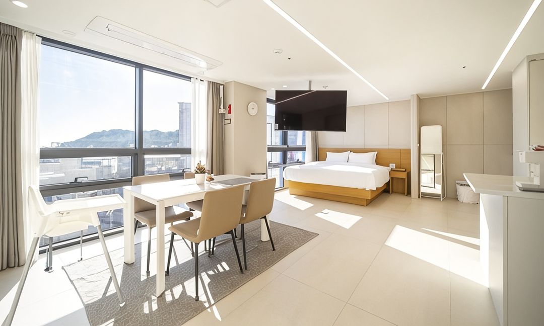 Busan Lumed Pool Villa