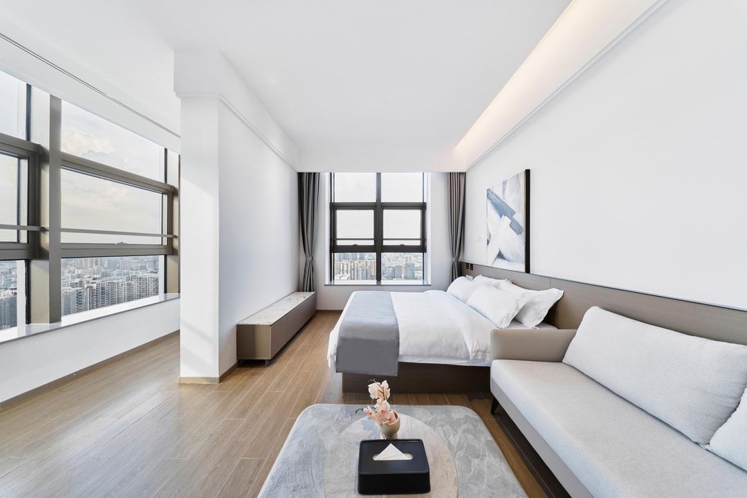 Shenzhen Yicheng Garden Hotel (UniWorld Mall Longhua Metro Station Branch)