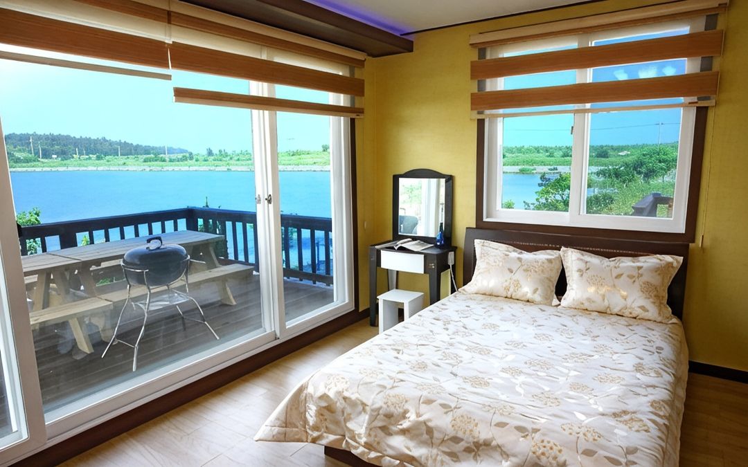 Taean (Anmyeondo) Healing Pension