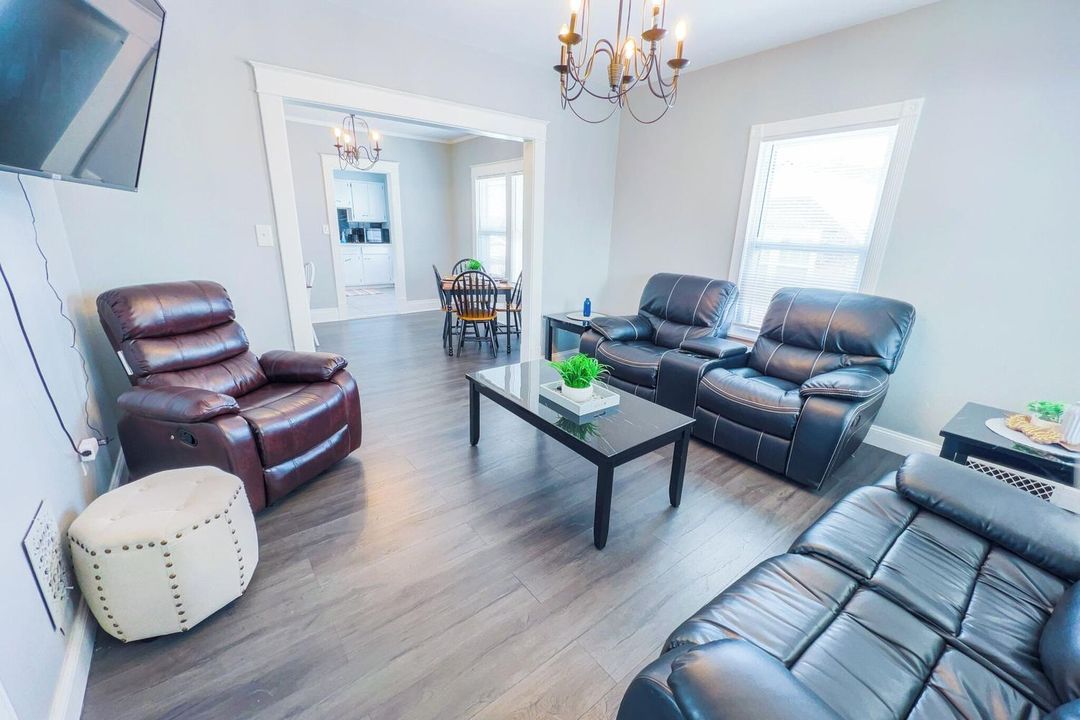 適合家庭的三臥室-免費停車和Wifi