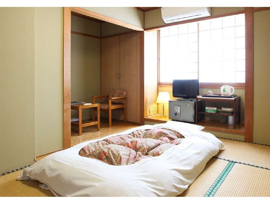 Uwajima Teminal Hotel