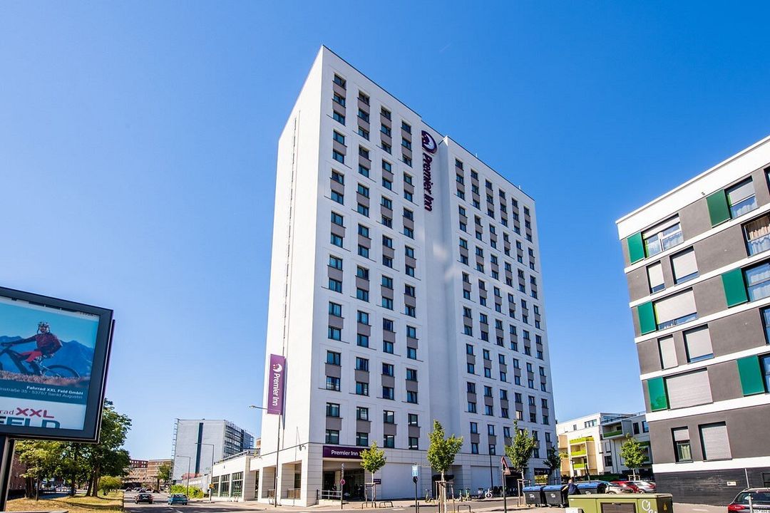 Premier Inn Koln City Sud