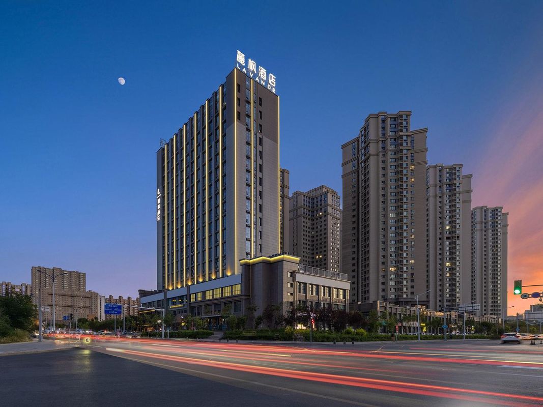 麗楓酒店(烏魯木齊百商廣場店)