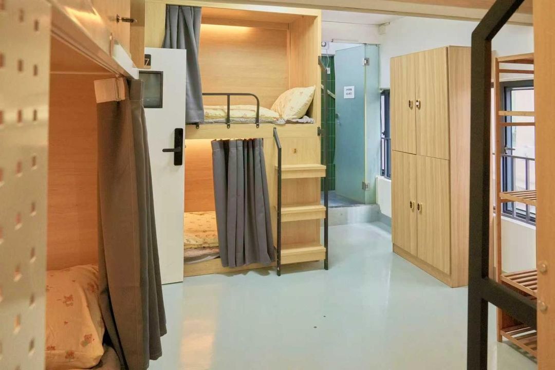 Qicailu Youth Apartment (Guangzhou Xihua Road Rainbow Bridge Subway Station Branch)