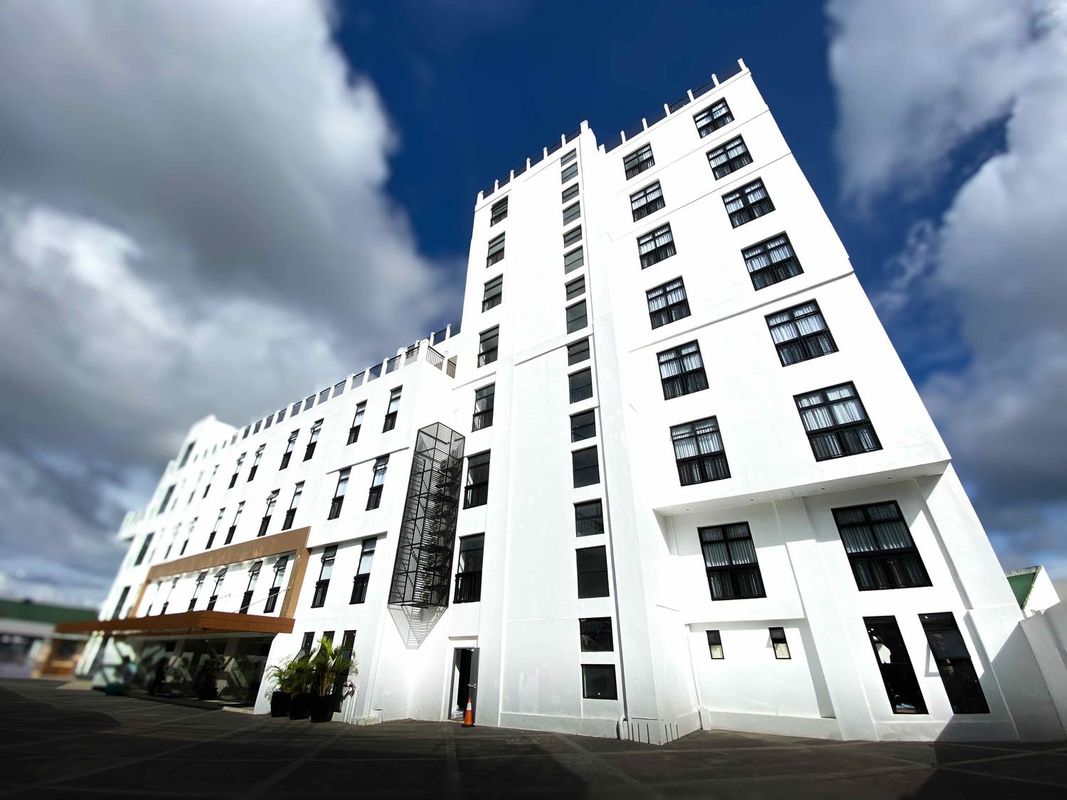 廣場花園酒店及公寓