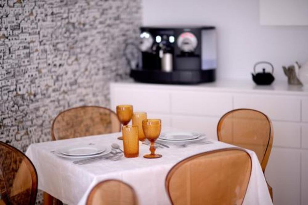 Tea 4 Nine Guest House