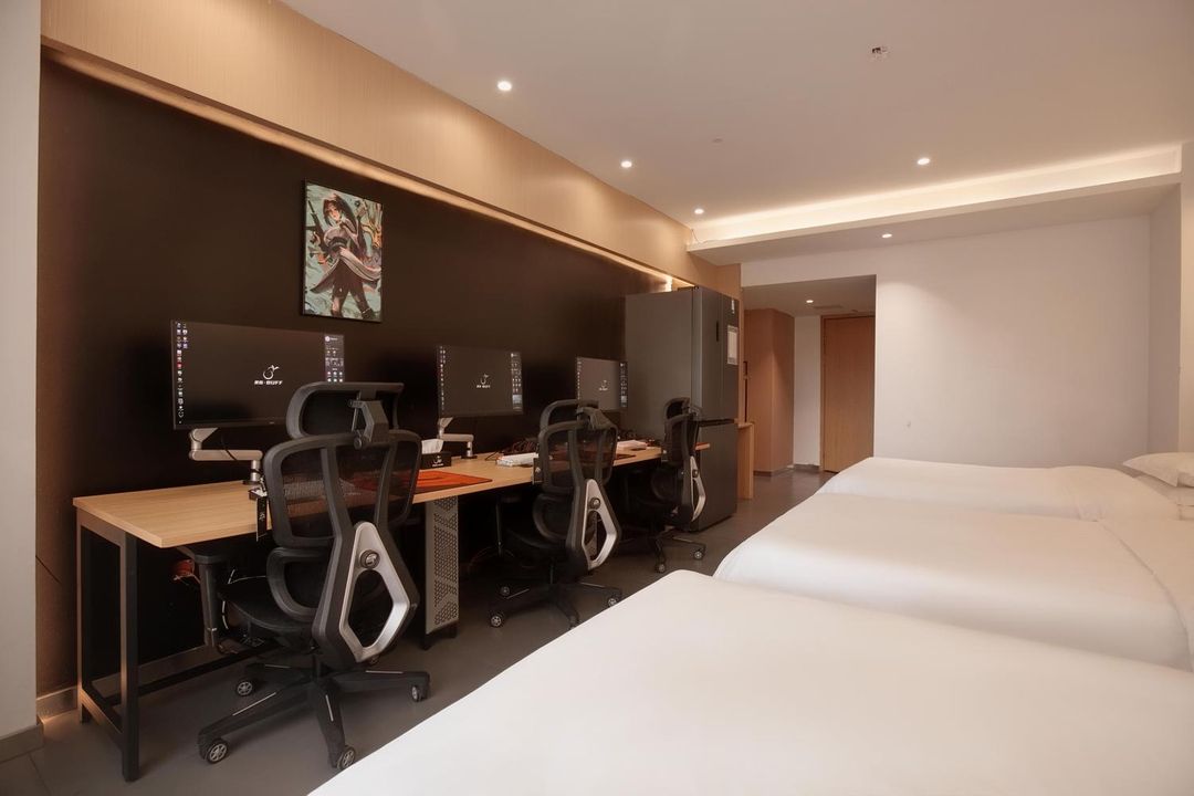 靈藥電競酒店(哈爾濱西站萬達廣場店)