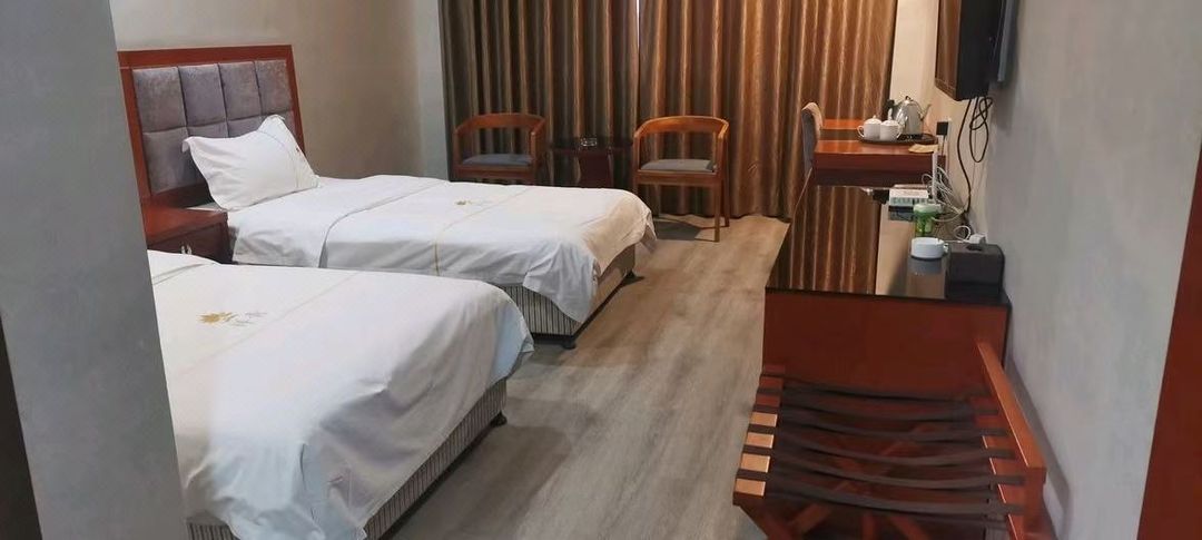 Chengdu Xiangqing Business Hotel