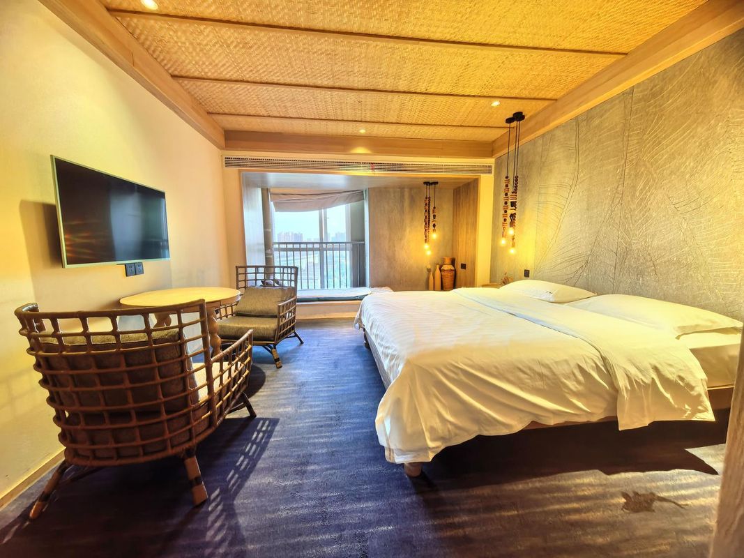 The moon-hotel(Wuhan Optical Valley Fashion City store)