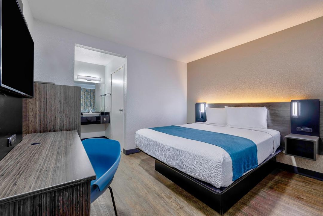 阿納海姆6號汽車旅館 - 富勒頓東