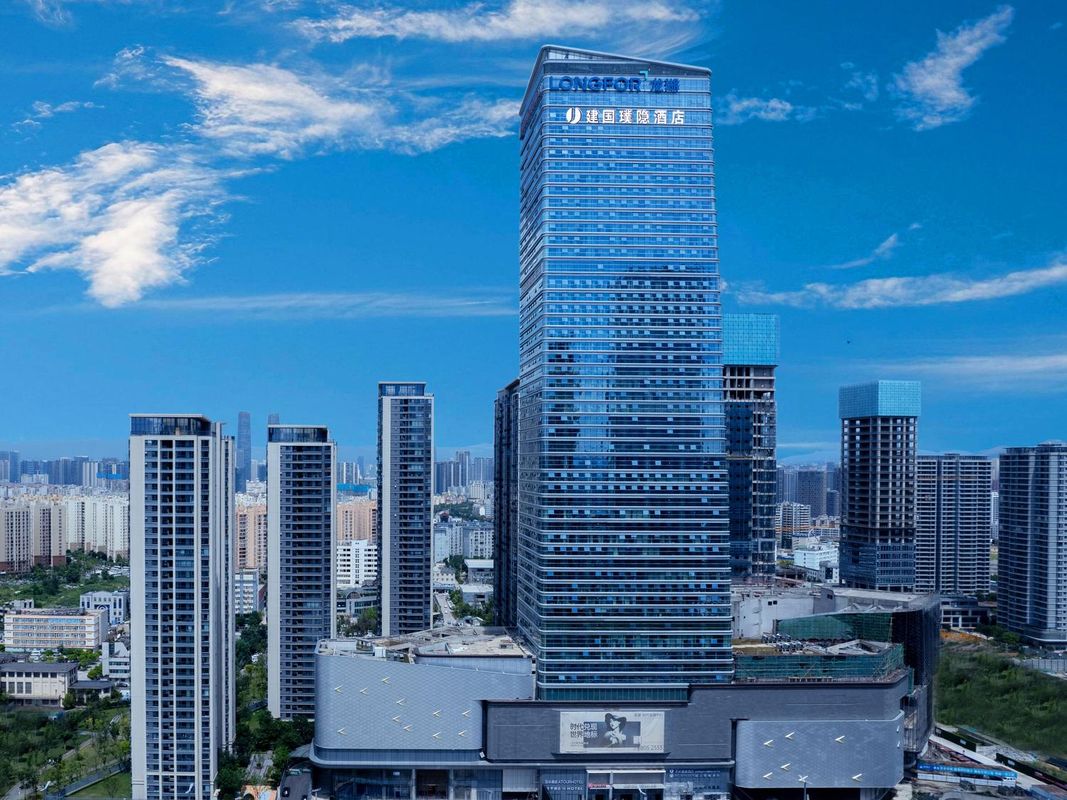 建國璞隱酒店(昆明官渡龍湖時代金融中心店)