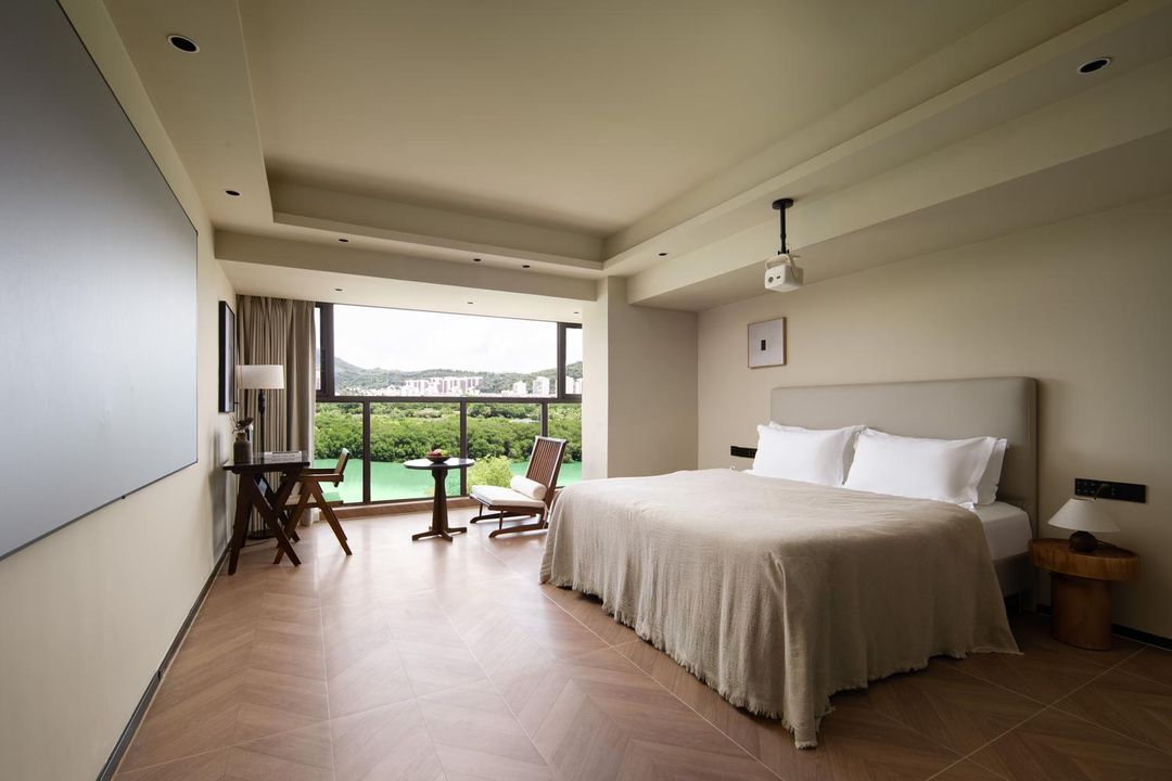 sanya to here intelligent Hotel