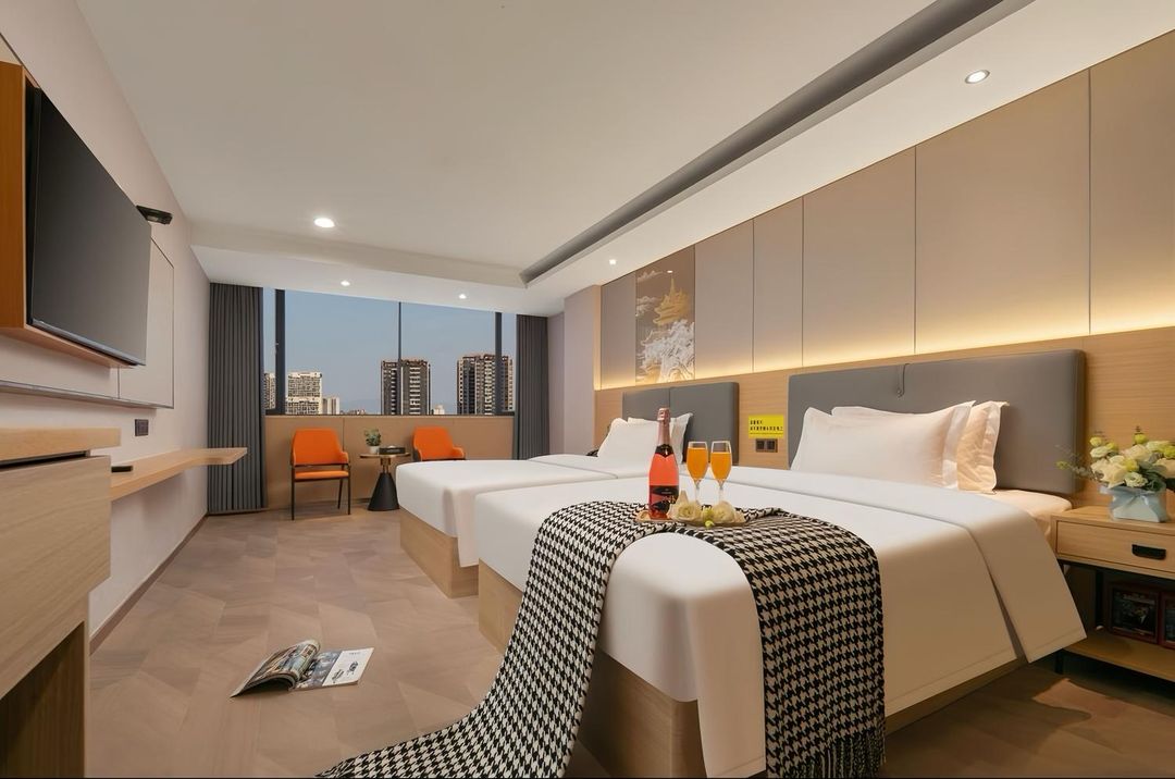 Kuichong Holiday Hotel