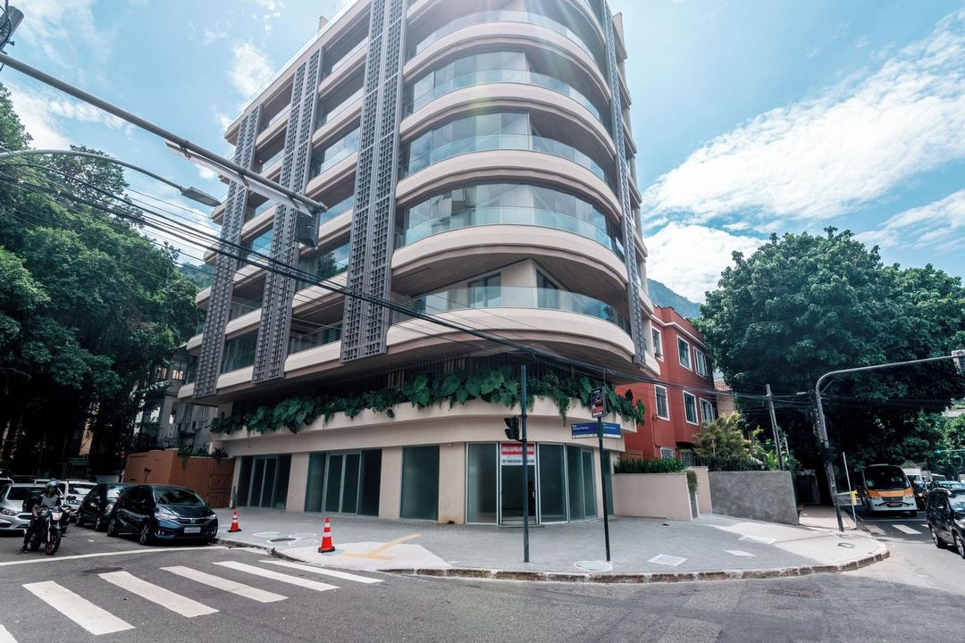 查理弗洛拉植物園