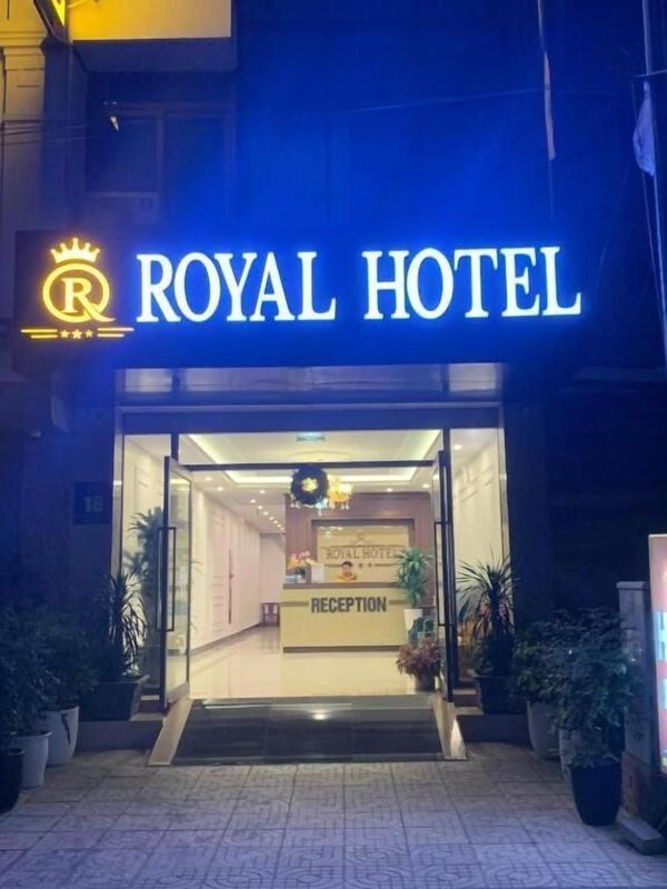 Royal Hotel - số 18 LK23, KĐT Văn Khê - by Bay Luxury