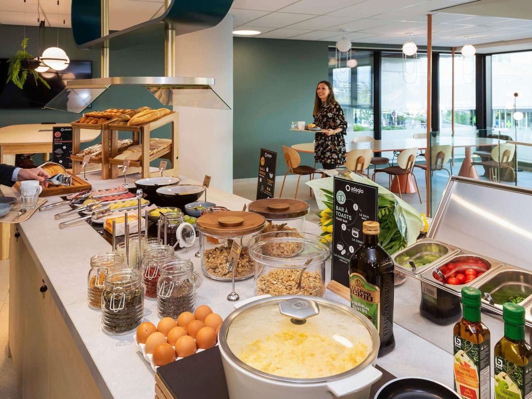 阿德吉奧阿克瑟斯布魯塞爾三角洲公寓酒店