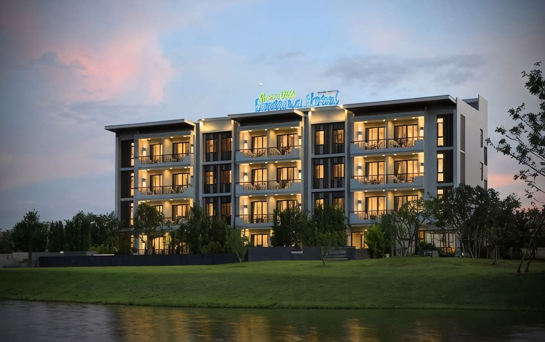 Green Ville Laguna Hotel