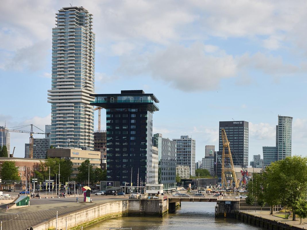 鹿特丹希爾頓逸林酒店中心