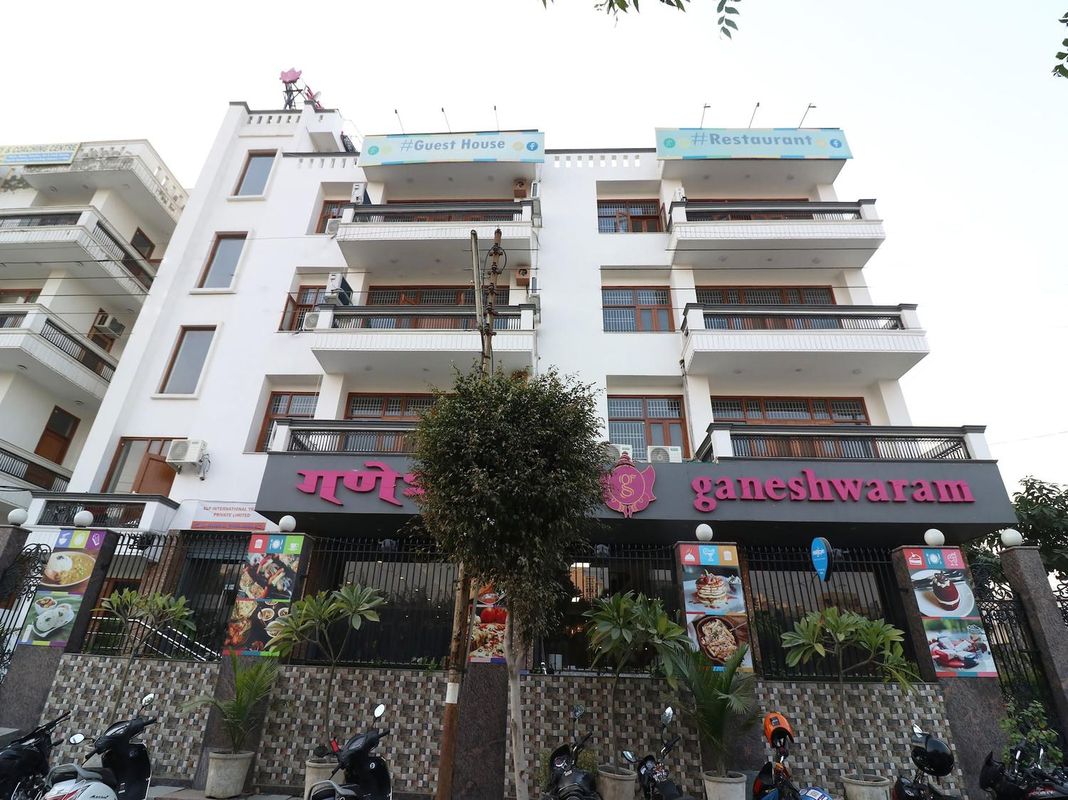 Capital O 15124 Noida Stay