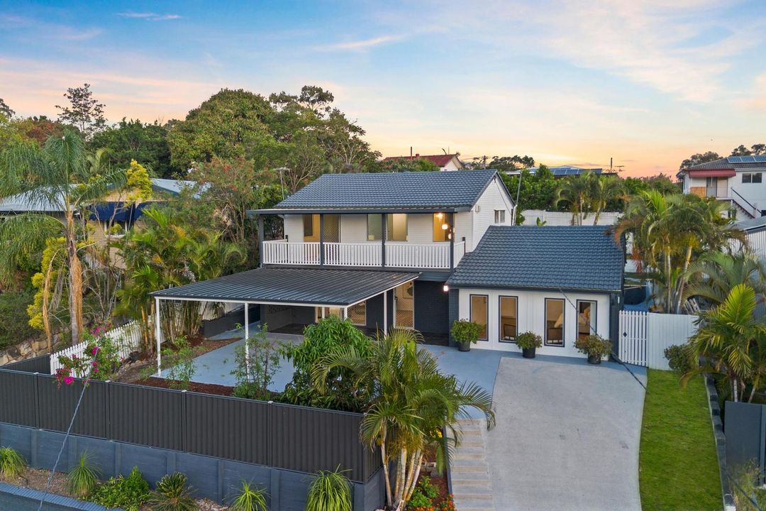 Modern Holland Park Home with Easy City Access