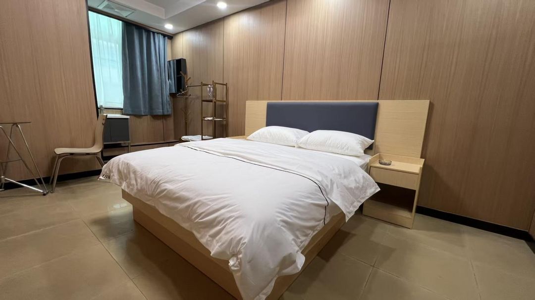 Xiongdi Apartment (Jianshe West Road)