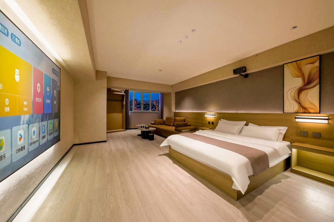 Shengjing X Hotel (Shenyang North Station Xita)