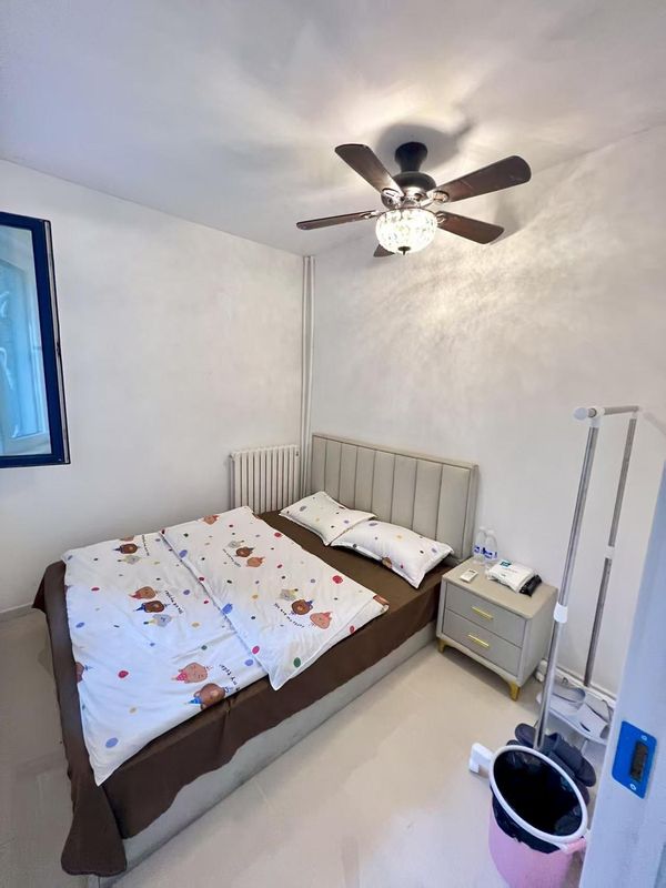 Anxin Homestay (Beijing Jishuitan Hospital Huilongguan Campus)