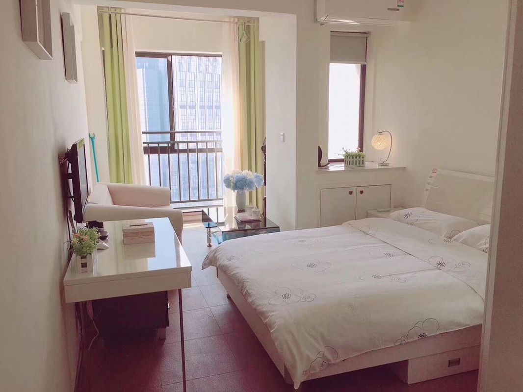 Yimiyangguang Homestay (Changsha Lugu Park Subway Station)