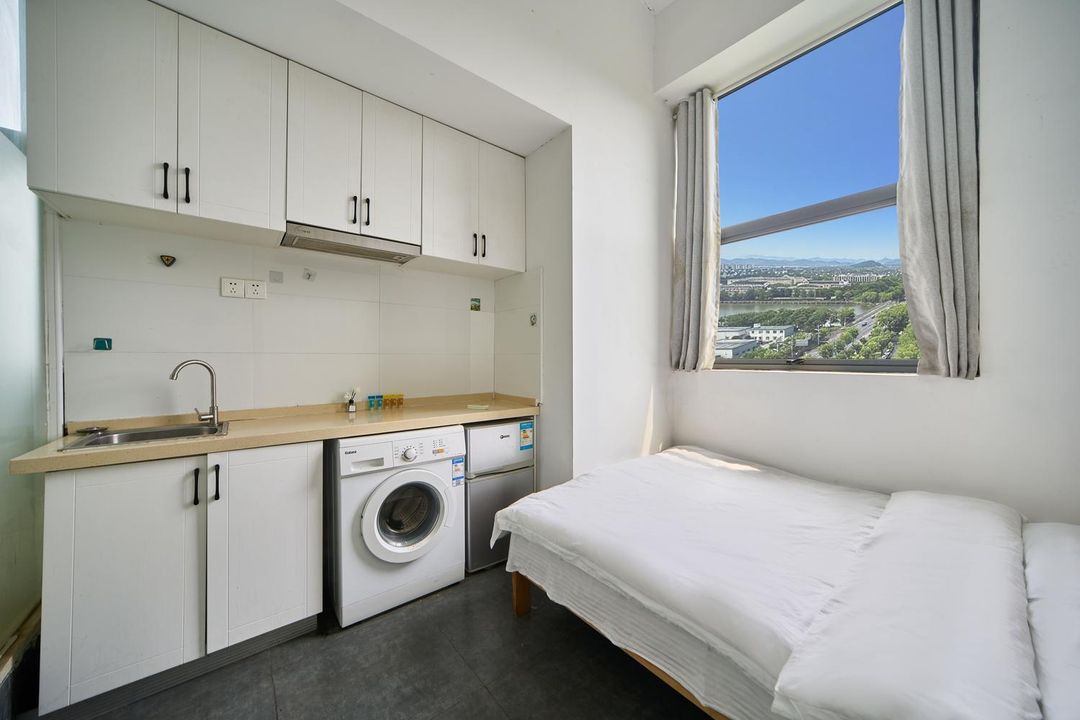 Anxin Apartment (Yuanhe Building)