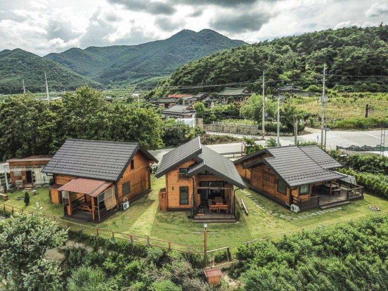 Buan Hosugatongnamu Pension