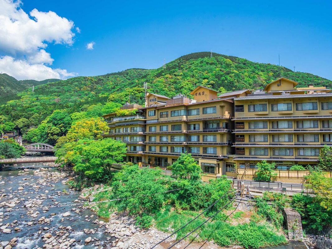 箱根河鹿莊酒店