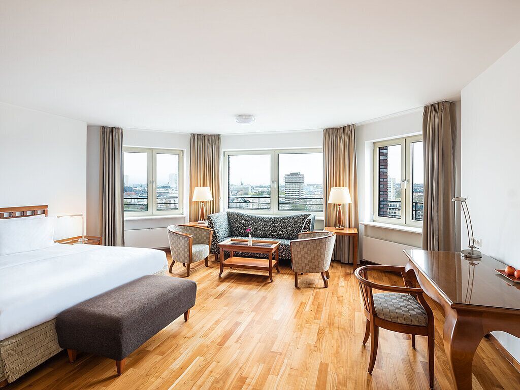 主廣場套房塔樓