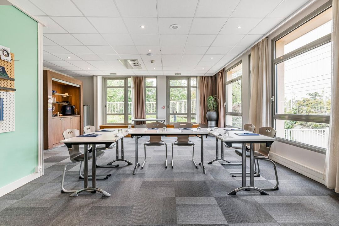 里昂中心上帝公園椰林酒店