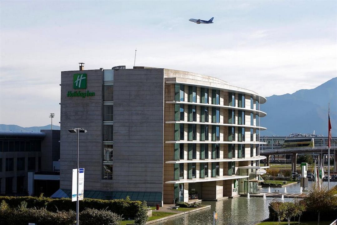 聖地亞哥機場航站樓假日酒店