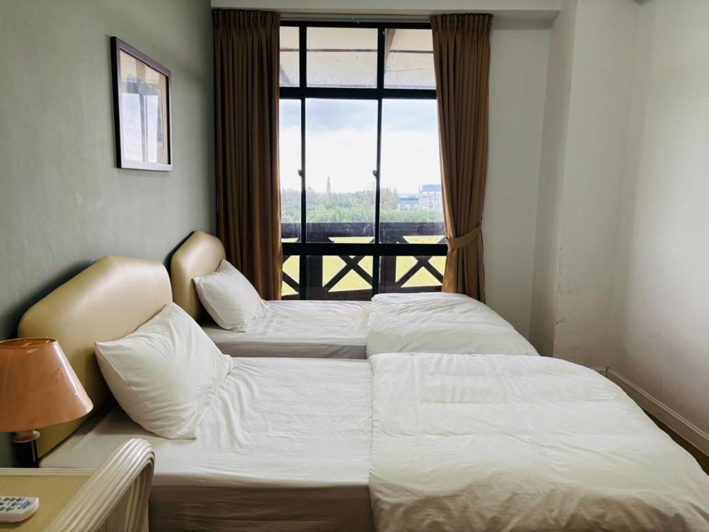 Heart of City | Seaside view | Mahkota Costa