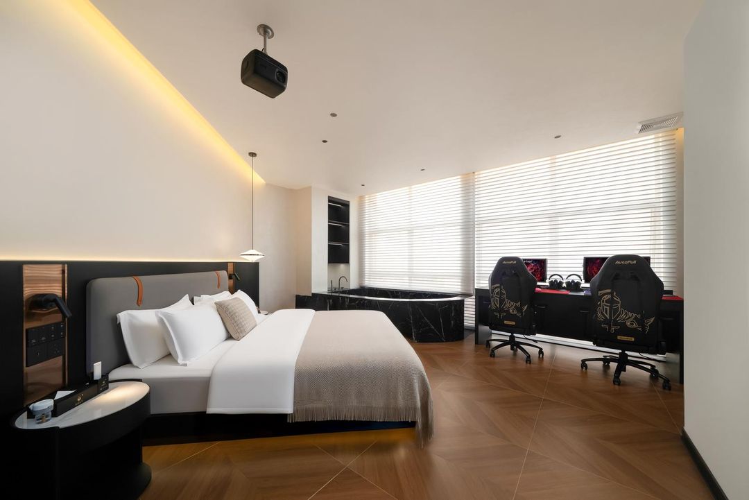 Ant Lightyear E-sports Hotel (Guangzhou Dongxiaonan Metro Station Store)