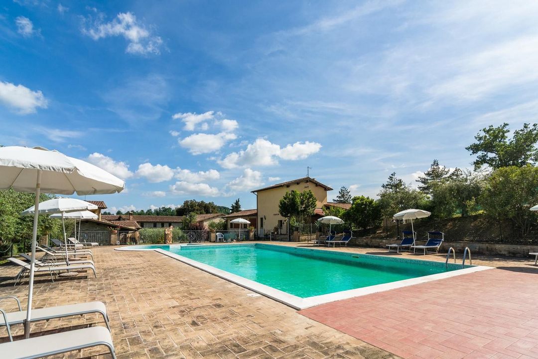 Farmhouse in Perugia With Swimming Pool