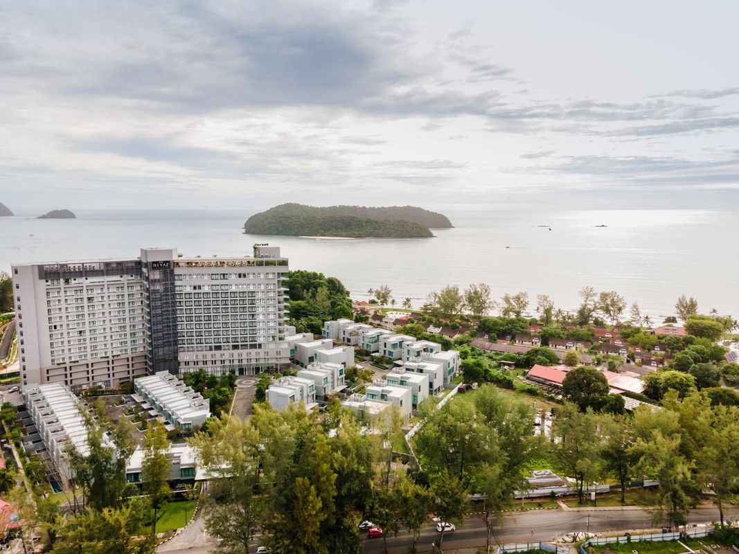 里亞茲拉瓦尼亞酒店