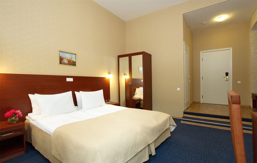 Nevsky Aster Furnished Rooms