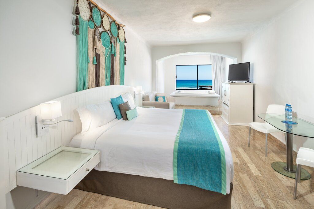 Cyan Cancun Resort & Spa