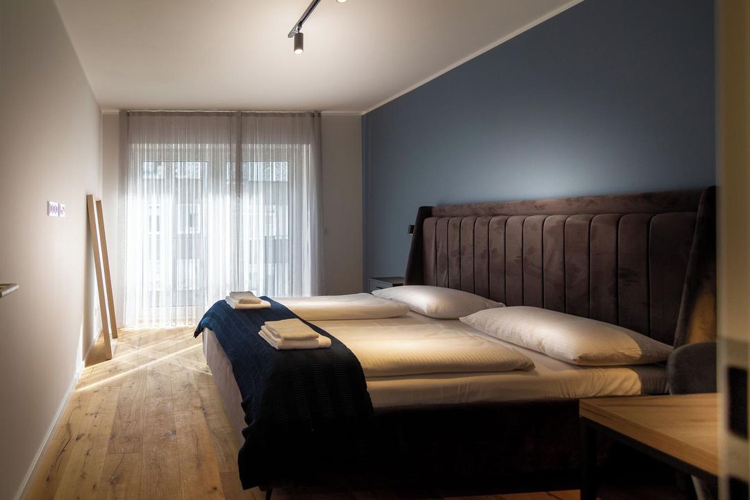 睡眠旅館媒體港套房