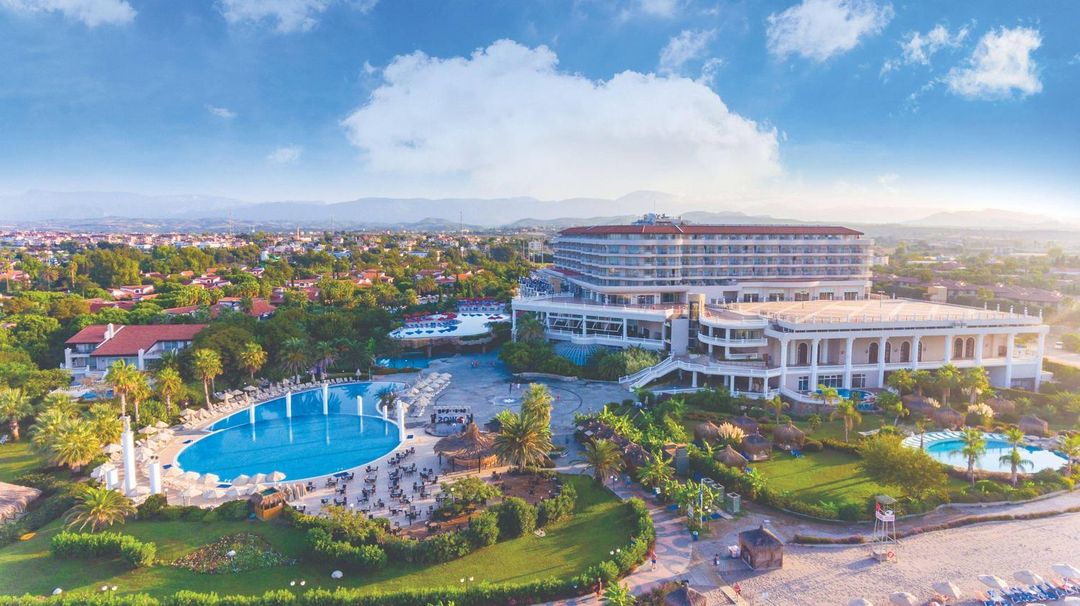 Starlight Resort Hotel