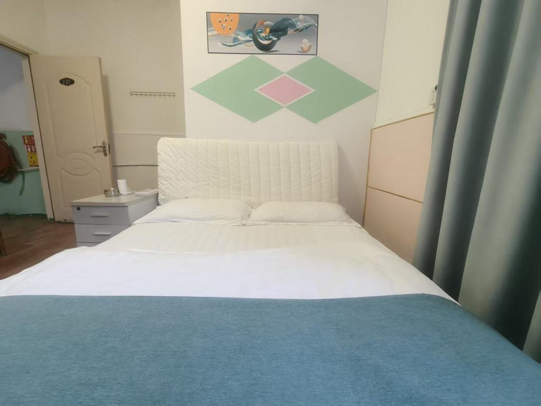 Hongshun Apartment (Foshanxi Railway Station)