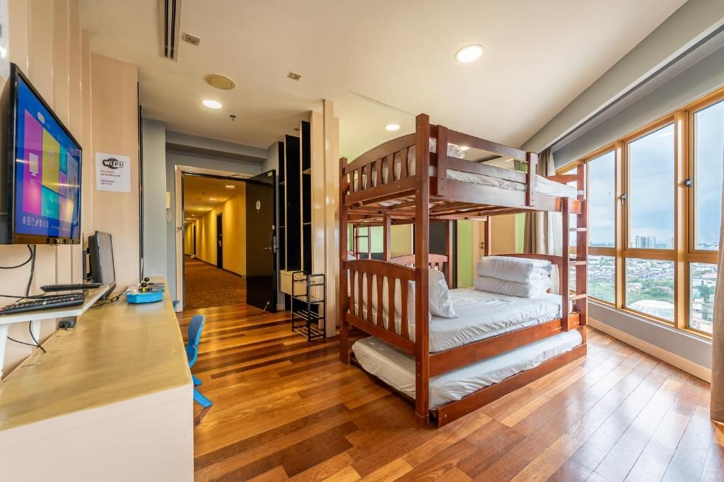 雙威金字塔度假村套房 - 雷與約