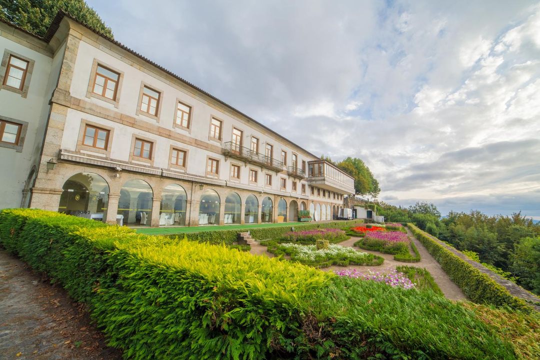 多艾樂威多爾酒店