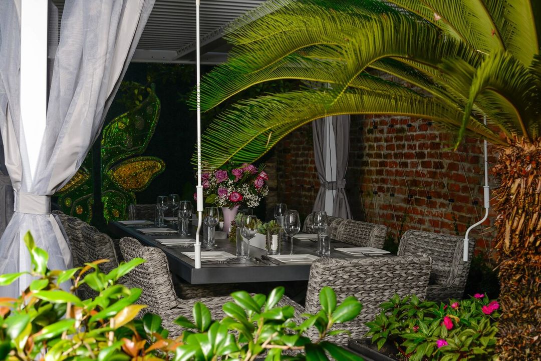 Best Location! 4 BR! Next to French QT by YouRent