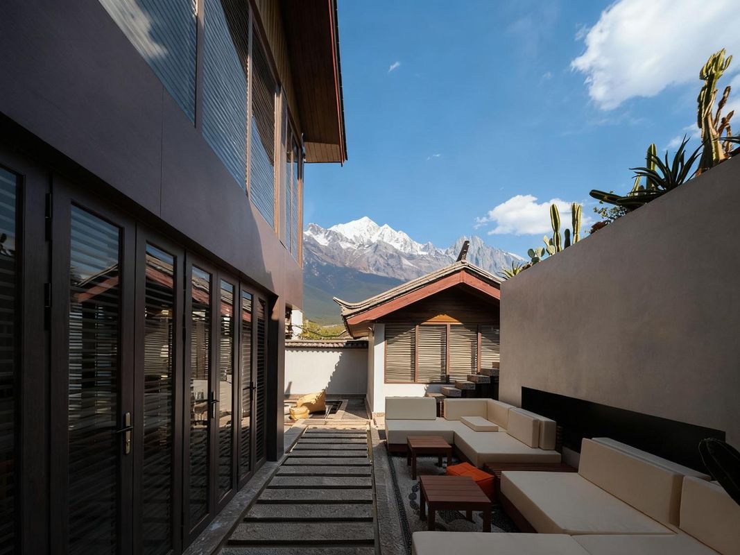 麗江古城·回品丨智慧館 HolidayVilla 私湯度假酒店(四方街店)