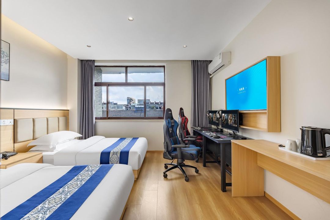 Yue E-sports · E-sports Homestay (Yangzhou Dongguan Street He Garden)