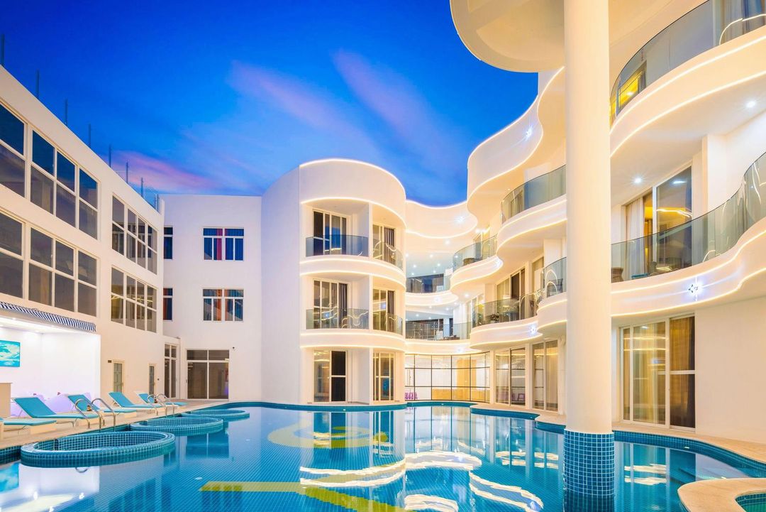 春風十里泳池度假別苑