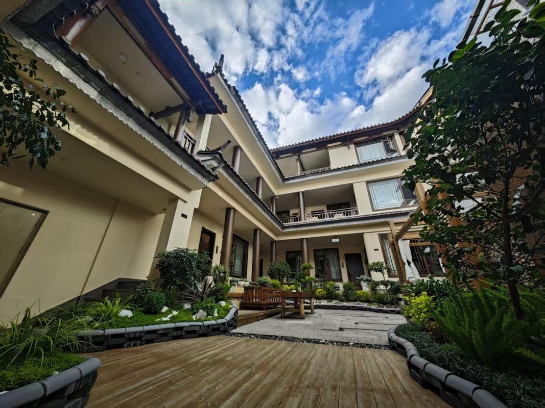 麗江景雲棲.設計師觀景美宿